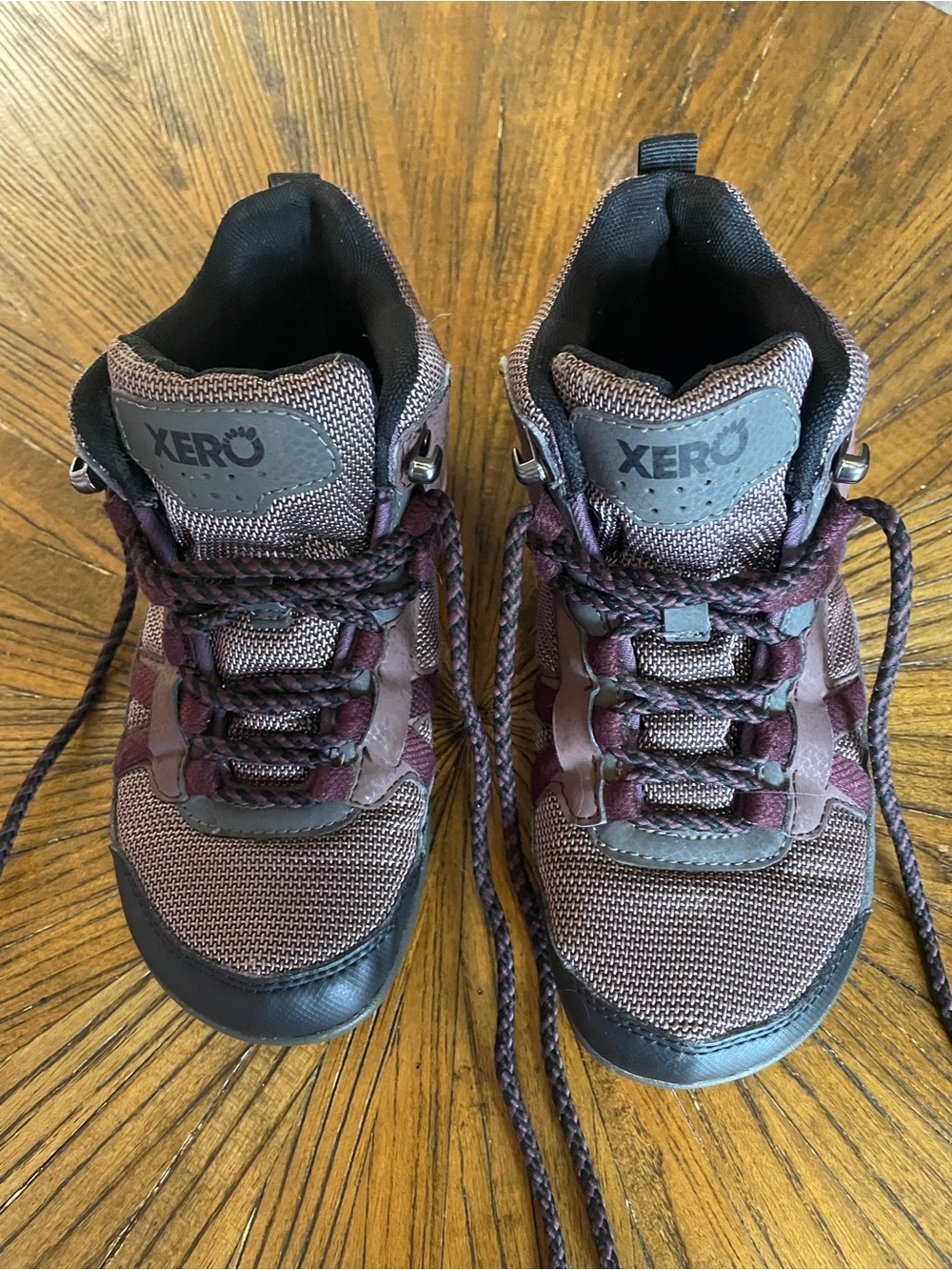 Xero Women's Burgundy Lightweight Trail Sneakers
